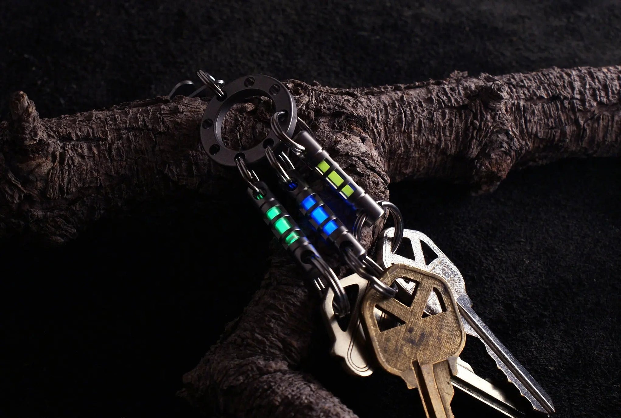 Tritium Tandem Fob | Stainless Steel Self-Luminous Keychain